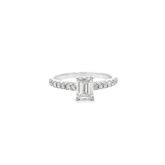 platinum-900-diamond-ring