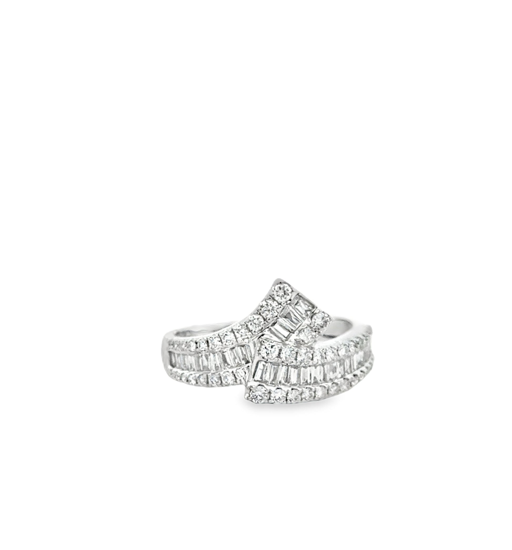 14k-white-gold-diamond-fashion-ring-0-35ct-