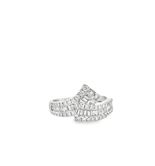 14k-white-gold-diamond-fashion-ring-0-35ct-